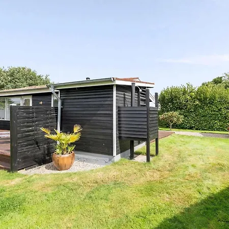 度假居 Idyllic Summer House Close To Water And Nature *