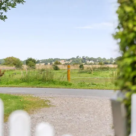 Idyllic Summer House Close To Water And Nature Nyaraló Nedre Lysabild