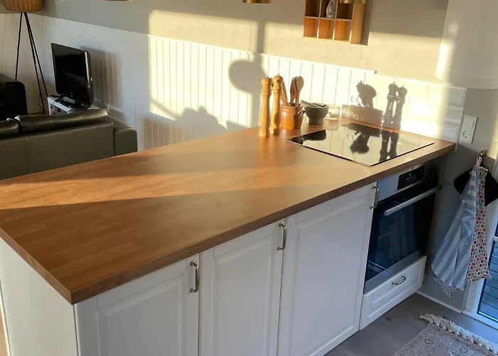 Idyllic Summer House Close To Water And Nature Nedre Lysabild